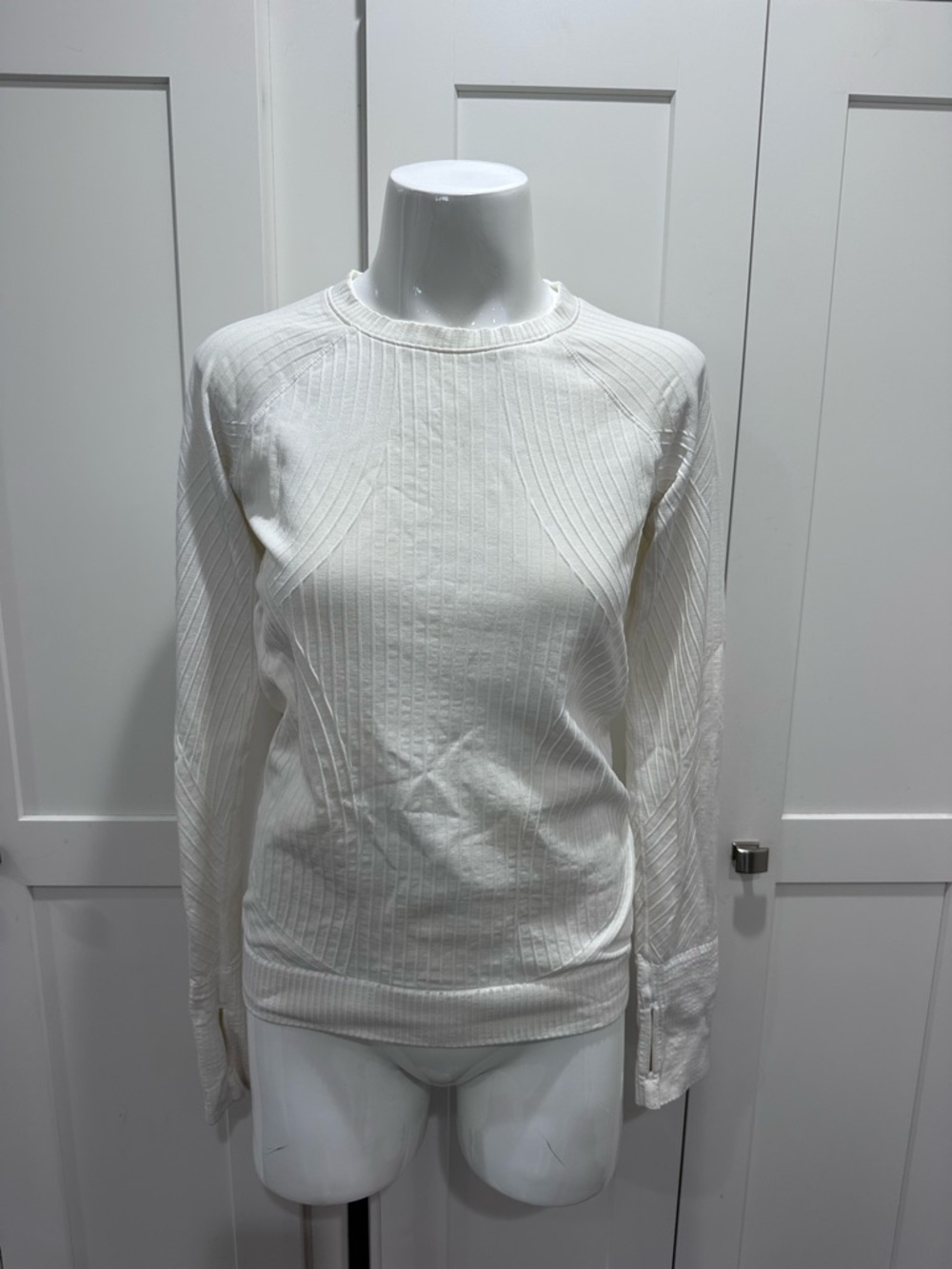 Lululemon Rest Less Pullover White 8 - Picture 3 of 6